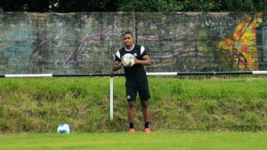 How to Add Distance and Accuracy to Your Soccer Throws